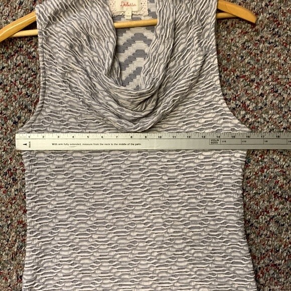 Deletta Anthropologie Nava Gray Ivory Textured Cowlneck Sleeveless Top Size M - Picture 8 of 9